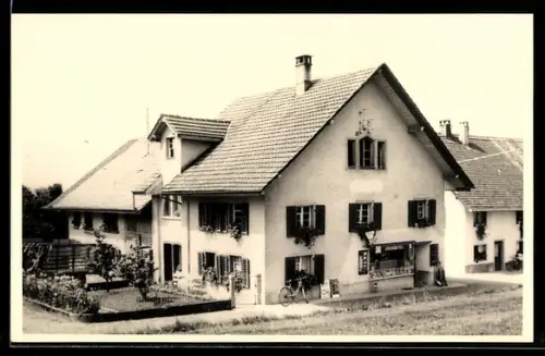 Foto-AK Remetschwil, Partie am Lebensmittel-Geschäft