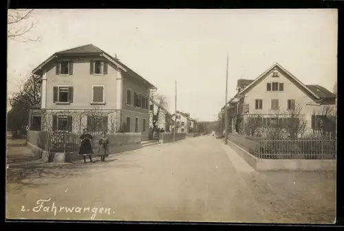 Foto-AK Fahrwangen, Strassenpartie mit Wohnhäusern