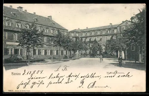 AK Hanau, Partie in der Marien-Strasse mit Grünanlage
