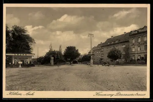 AK Köthen / Anhalt, Tankstelle an der Kreuzung Dessauerstrasse