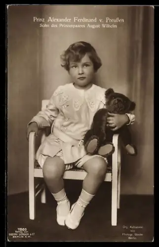 AK Sohn von Prinz August Wilhelm von Preussen mit Teddy