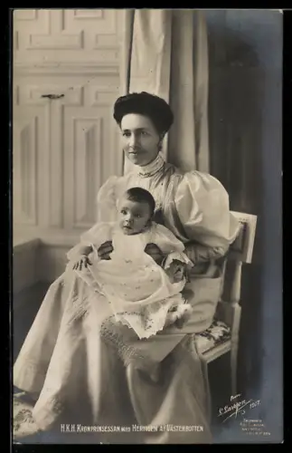 AK Kronprinsessan med Hertigen af Västerbotten, Adel von Schweden