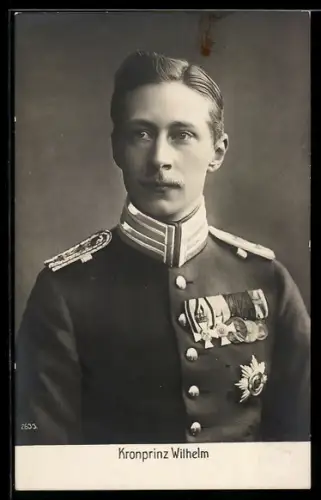 AK Kronprinz Wilhelm von Preussen in Uniform mit Orden