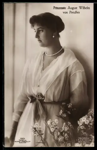 AK Portrait Prinzessin August Wilhelm von Preussen