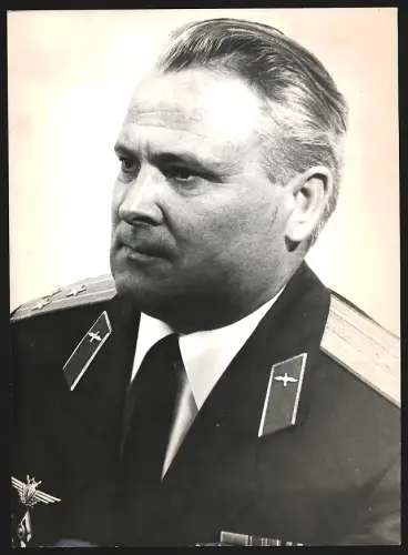 Fotografie Oberst der Luftwaffe Chariton Boleluj in Uniform