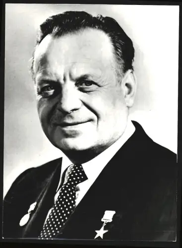 Fotografie Lev. N. Saikov, neuer erster Sekretar des Moskauer Parteikommitees 1987