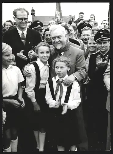 Fotografie Ansicht Dessau, Sowjetische Staatsmänner Bulganin und Chrustschow bei ihrem Besuch in der DDR im Jahr 1955