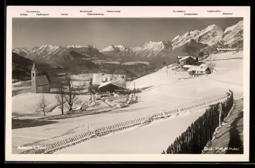 AK Mösern i. Tirol, Ortsansicht mit Kirche und verschneiten Gehöften, Bergpanorama