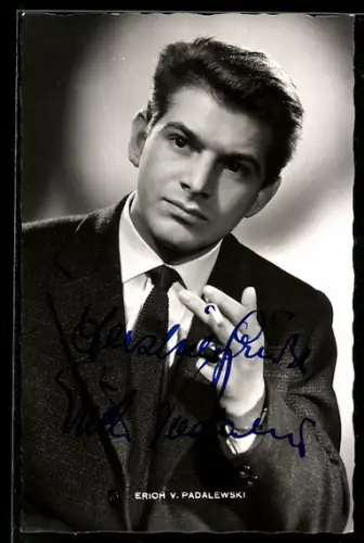 AK Schauspieler Erich v. Padalewski im Anzug, Autograph