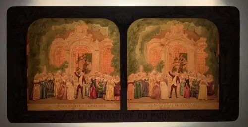 Stereo-Fotografie Adolphe Block, Paris, Mignon sauvee d`Incendie, Halt gegen das Licht / Hold to Light