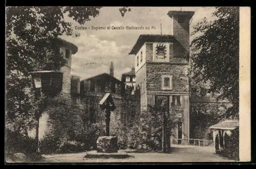 AK Torino, Ingresso al Castello Medioevale sul Po