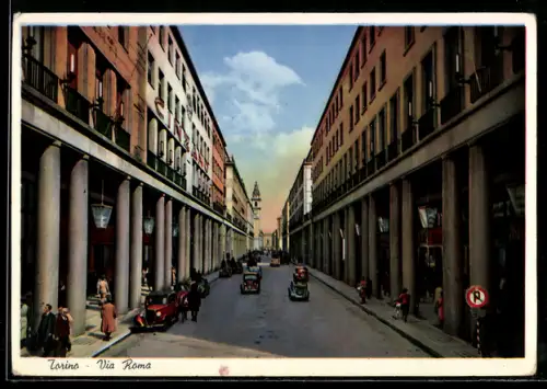 AK Torino, Via Roma con auto d`epoca e colonne imponenti