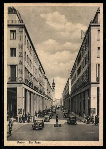 AK Torino, Via Roma con auto d`epoca e edifici storici