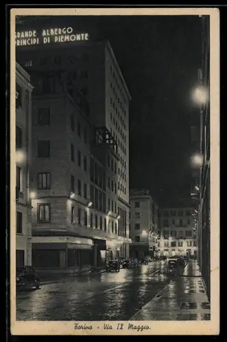 AK Torino, Via XX Maggio di notte con il Grande Albergo Principi di Piemonte illuminato