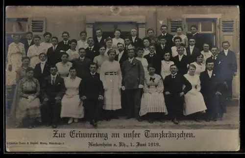 AK Nackenheim a. Rh., Gruppenbild zum Tanzkränzchen, 1. Juni 1919