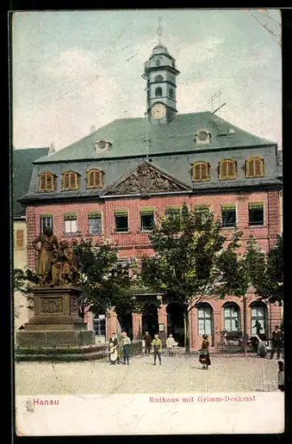 AK Hanau, Rathaus mit Grimm-Denkmal