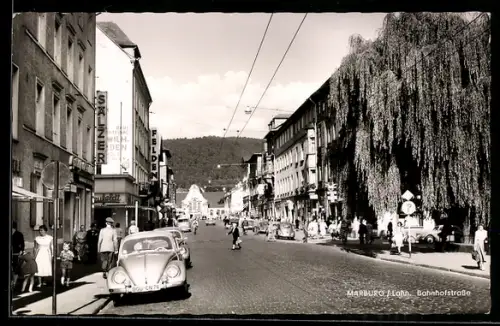 AK Marburg /Lahn, Bahnhofstrasse mit Geschäften