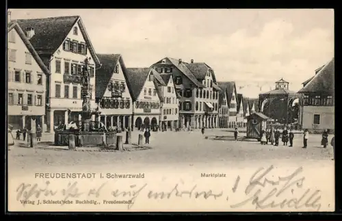 AK Freudenstadt i. Schwarzwald, Partie am Marktplatz