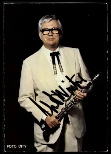 AK Musiker Horst Winer mit Klarinette, Autograph