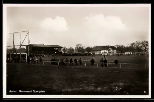 AK Aarau, Restaurant Sportplatz, Bes. Jak. Jufer, Fussballplatz mit Blick zum Restaurant