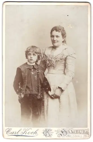 Fotografie Carl Koch, Hamburg, Neuerwall 30, Mutter mit Kind