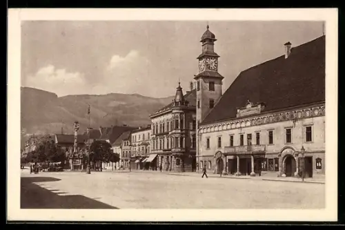 AK Leoben, Hauptplatz mit Turm und Säule
