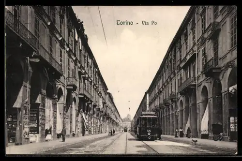 AK Torino, Via Po, Strassenbahn