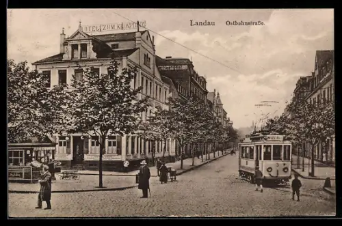 AK Landau, Ostbahnstrasse mit Strassenbahn