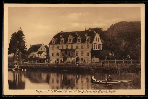 AK Winkelshütten bei Borgholzhausen, Gasthaus Meyershof am Teich mit Ruderboot