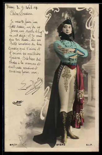 Foto-AK Atelier Reutlinger, Paris, Schauspielerin Otero in Uniform
