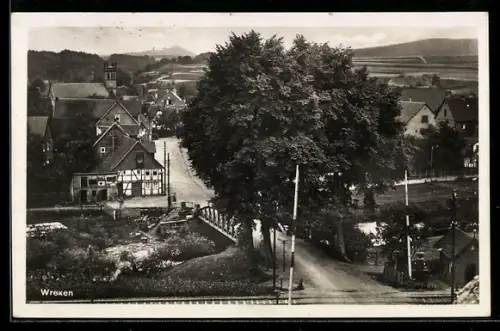 AK Wrexen, Ortsansicht mit Kirche und Fachwerkhaus