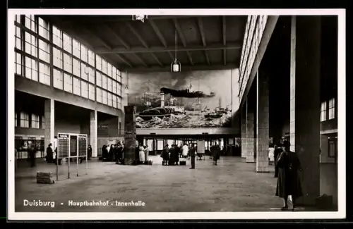 AK Duisburg, Hauptbahnhof, Innenhalle m. Denkmal u. Wandbild