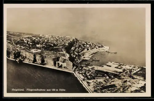 AK Helgoland, Ortsansicht, Fliegeraufnahme aus 150 m Höhe