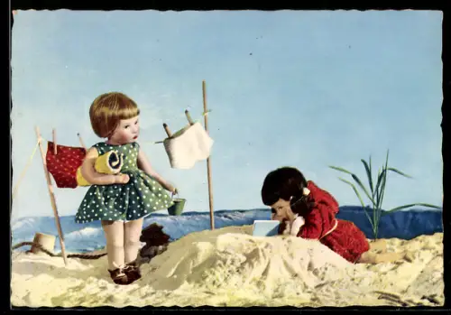 AK Zwei Mädchen am Strand, Käthe Kruse-Puppen