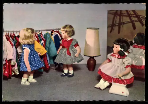 AK Käthe Kruse-Puppen beim Shopping