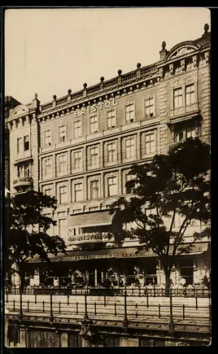 AK Budapest, Grand Hotel Bristol