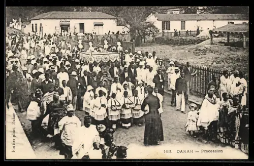AK Dakar, Procession