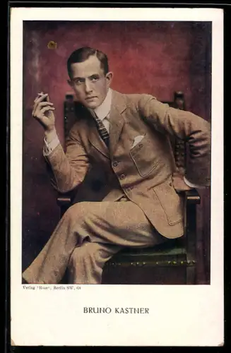 AK Schauspieler Bruno Kastner mit Zigarette