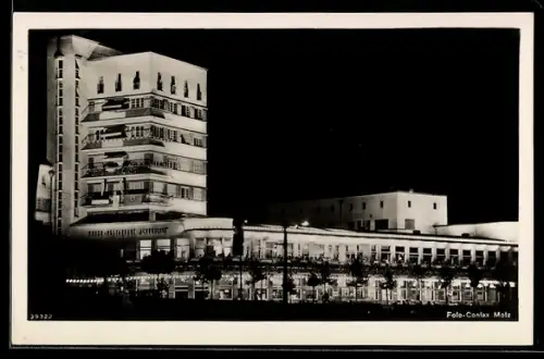 AK Stuttgart, Höhenrestaurant und Cafe Schönblick am Weissenhof bei Nacht, Bauhaus