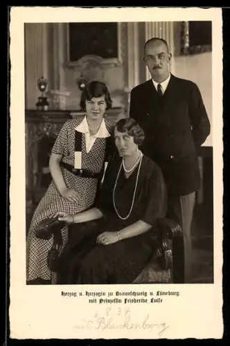 AK Herzog u. Herzogin zu Braunschweig u. Lüneburg mit Prinzessin Friederike Luise