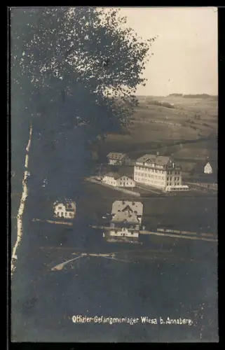 Foto-AK Wiesa bei Annaberg, Blick auf das Offizier-Gefangenenlager für Kriegsgefangene