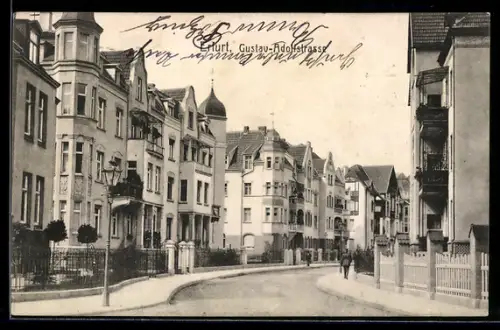 AK Erfurt, Gustav-Adolfstrasse mit Wohngebäuden