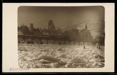 Foto-AK Oberwesel, Zugefrorener Rhein mit Kirche 1929, Unwetter
