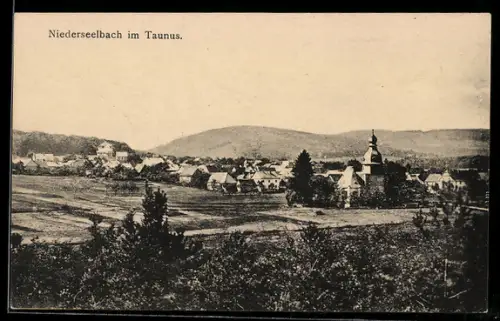AK Niederseelbach im Taunus, Teilansicht mit Kirche