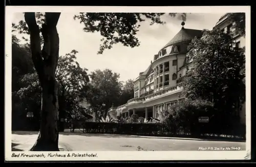 AK Bad Kreuznach, Kurhaus & Palasthotel mit Strassenpartie