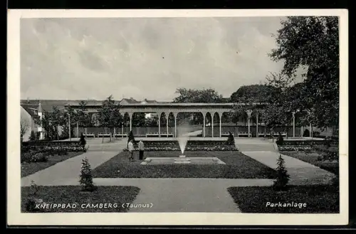 AK Camberg /Taunus, Parkanlage mit Brunnen und Wandelhalle