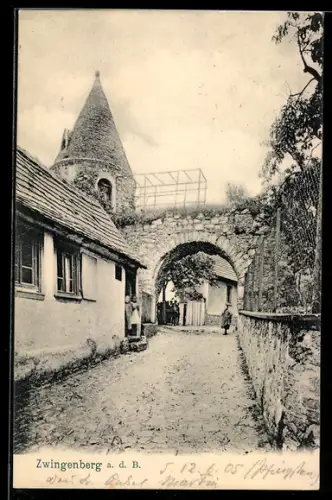 AK Zwingenberg a. d. B., Strassenpartie mit Torbogen