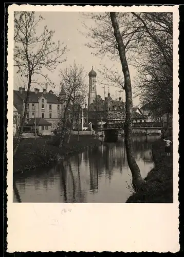 Foto-AK Vilsbiburg, Ortsansicht mit Kirche und Fluss