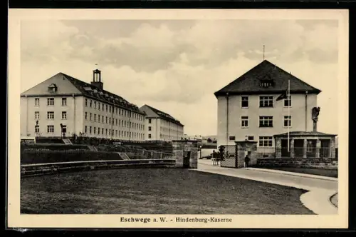 AK Eschwege a. W., Hindenburg-Kaserne, Eingang