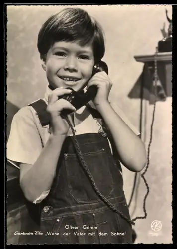 AK Schauspieler Oliver Grimm am Telefon